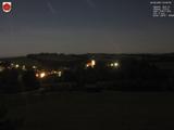 03 : 00