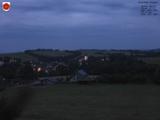 19 : 44