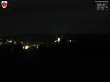22 : 04
