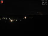 21 : 00