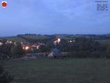 06 : 00