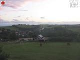 19 : 08