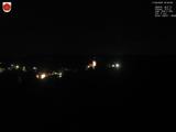 03 : 00