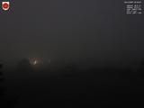 03 : 04