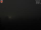 04 : 32