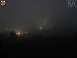 03 : 00