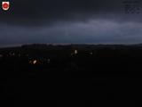 18 : 52