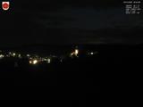 19 : 44