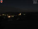 23 : 00