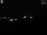 02 : 00