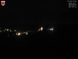 03 : 00