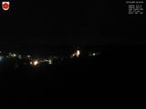 04 : 44