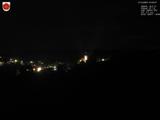 21 : 00