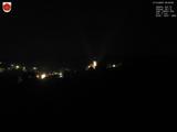 23 : 08