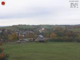 09 : 04