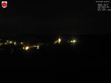 02 : 00