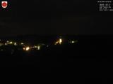 03 : 04