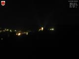 02 : 00