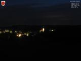 22 : 04