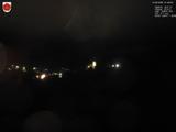 01 : 48