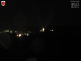 22 : 56