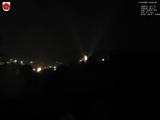 23 : 08