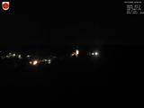 02 : 00