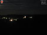 23 : 00