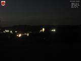 23 : 00