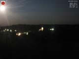 02 : 00