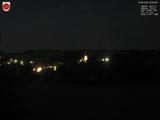 03 : 00
