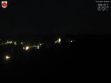 22 : 08