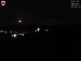 21 : 00