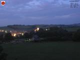 06 : 00