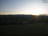 06 : 12
