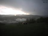 05 : 52