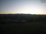 05 : 48