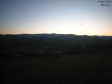 05 : 32