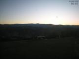 05 : 44