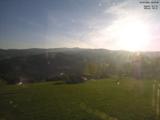 06 : 40