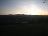 05 : 44