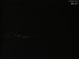 23 : 04