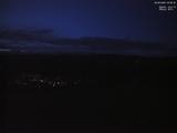 22 : 08