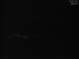23 : 00
