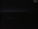 03 : 00