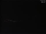 23 : 08