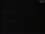 23 : 04