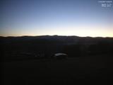 05 : 48