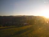 06 : 48