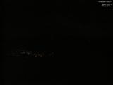 23 : 00